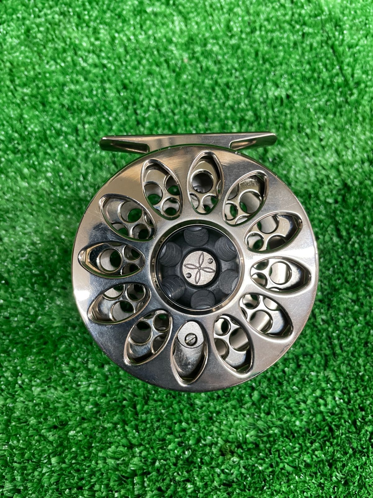 ティトン フライリール 品番不明（栗東店） - メルカリ