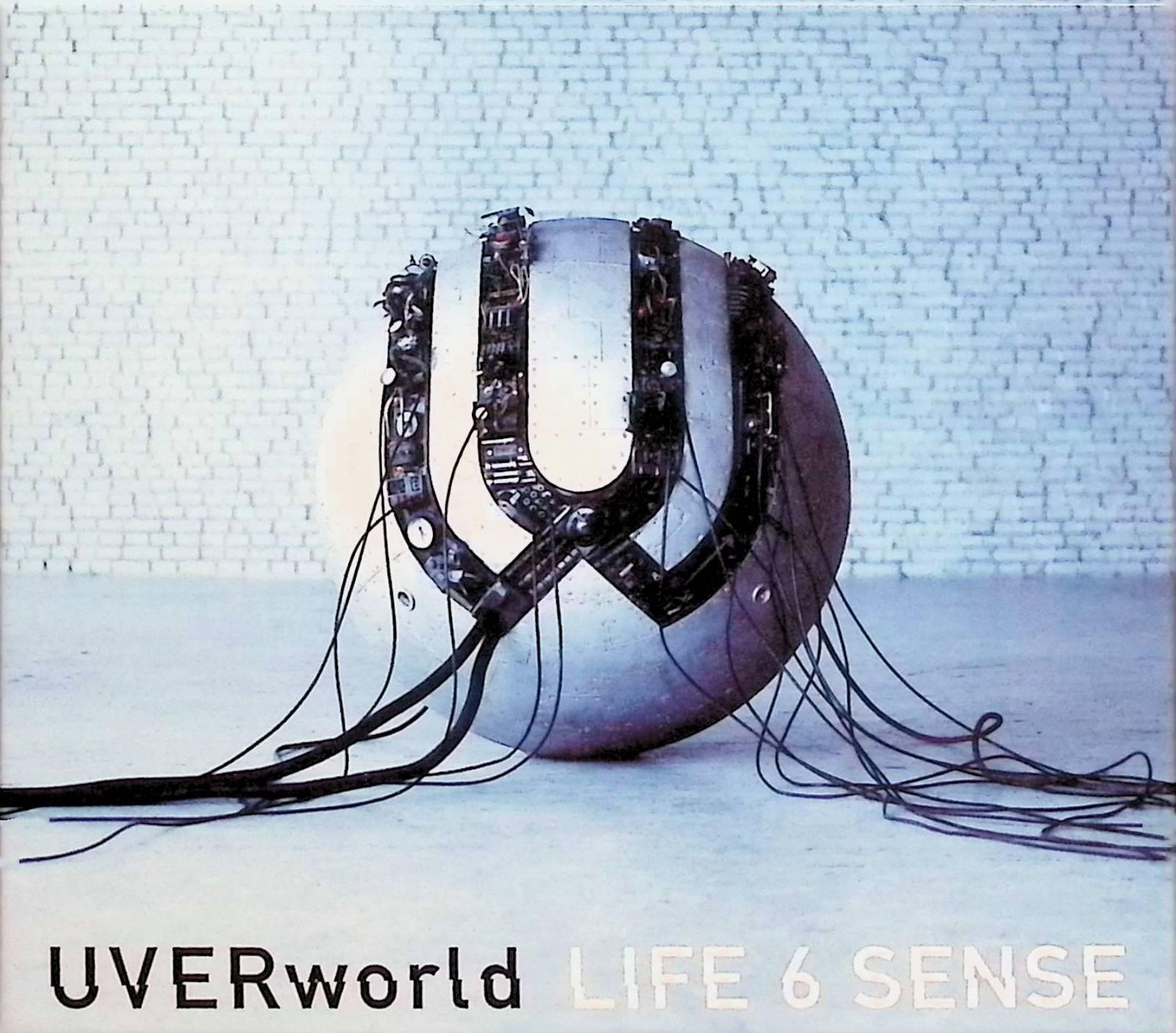 LIFE 6 SENSE(初回限定盤)(DVD付) / UVERworld (CD) - メルカリ