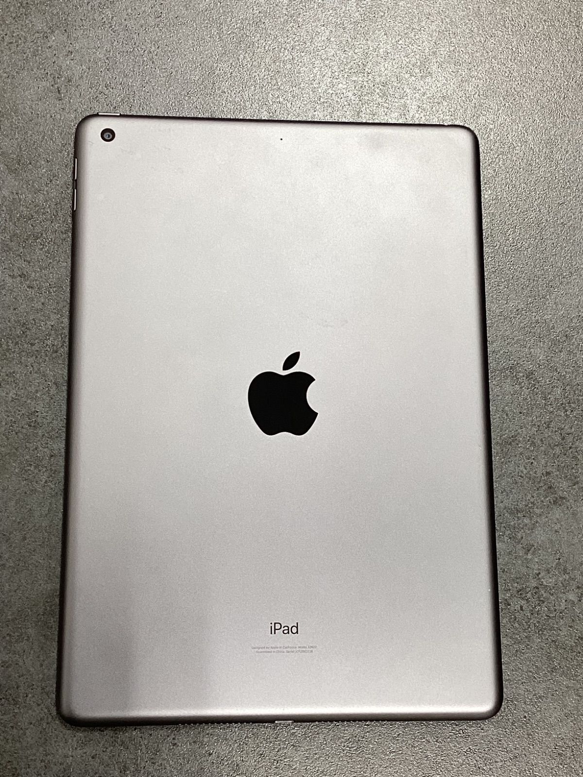 iPad 第9世代 64GB シルバー 画面割れなし - メルカリ