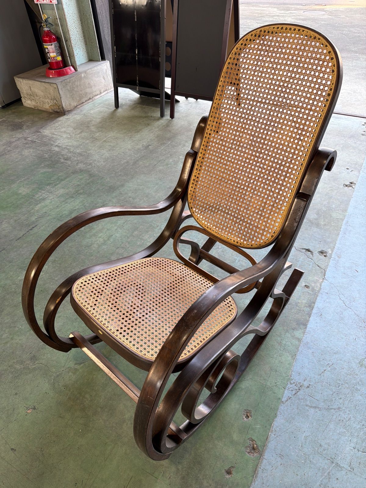🪑ベントウッドロッキングチェア 曲木 ラタンチェア 昭和レトロ