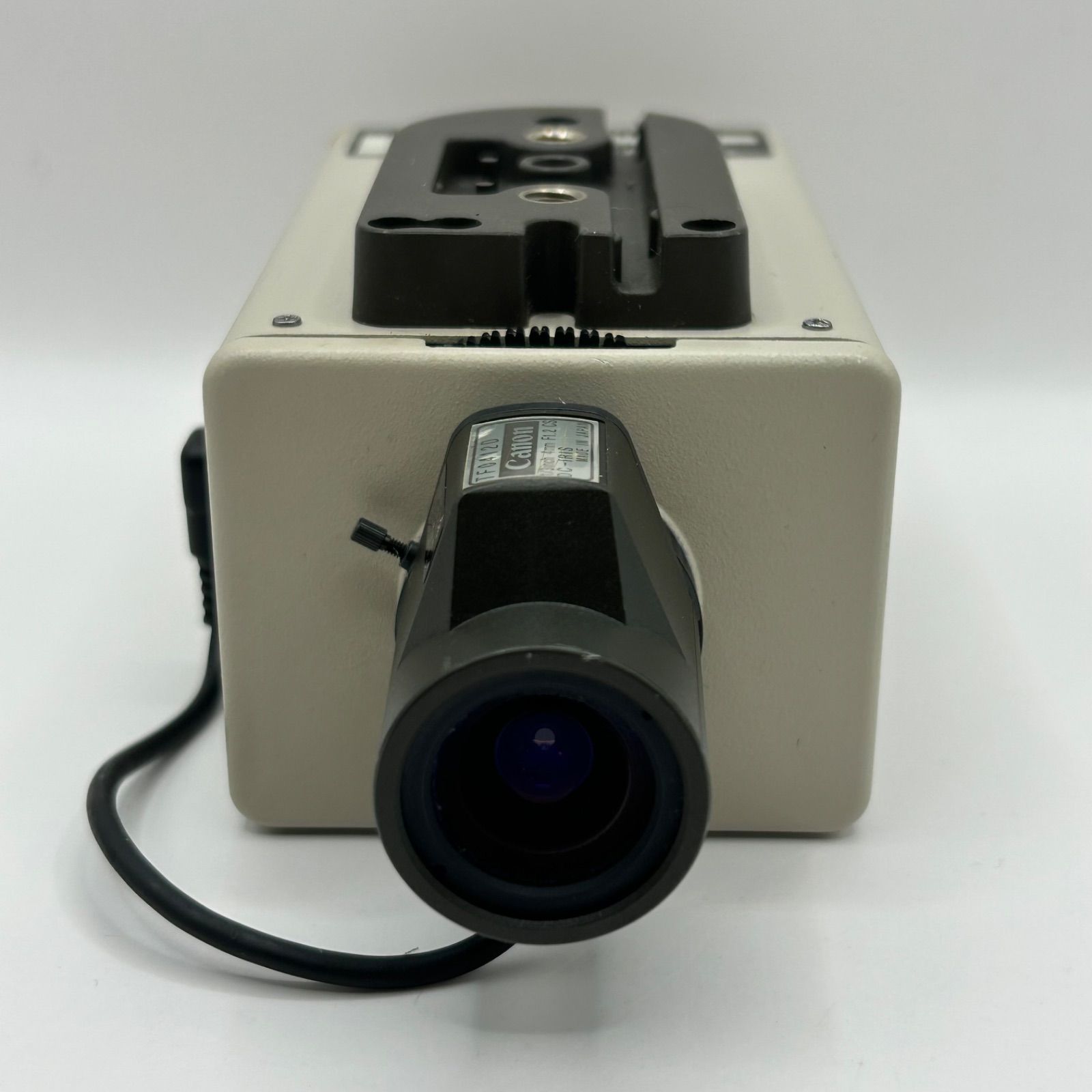 ジャンク品】victor DIGITAL COLOR VIDEO CAMERA TK-S526 ビクター