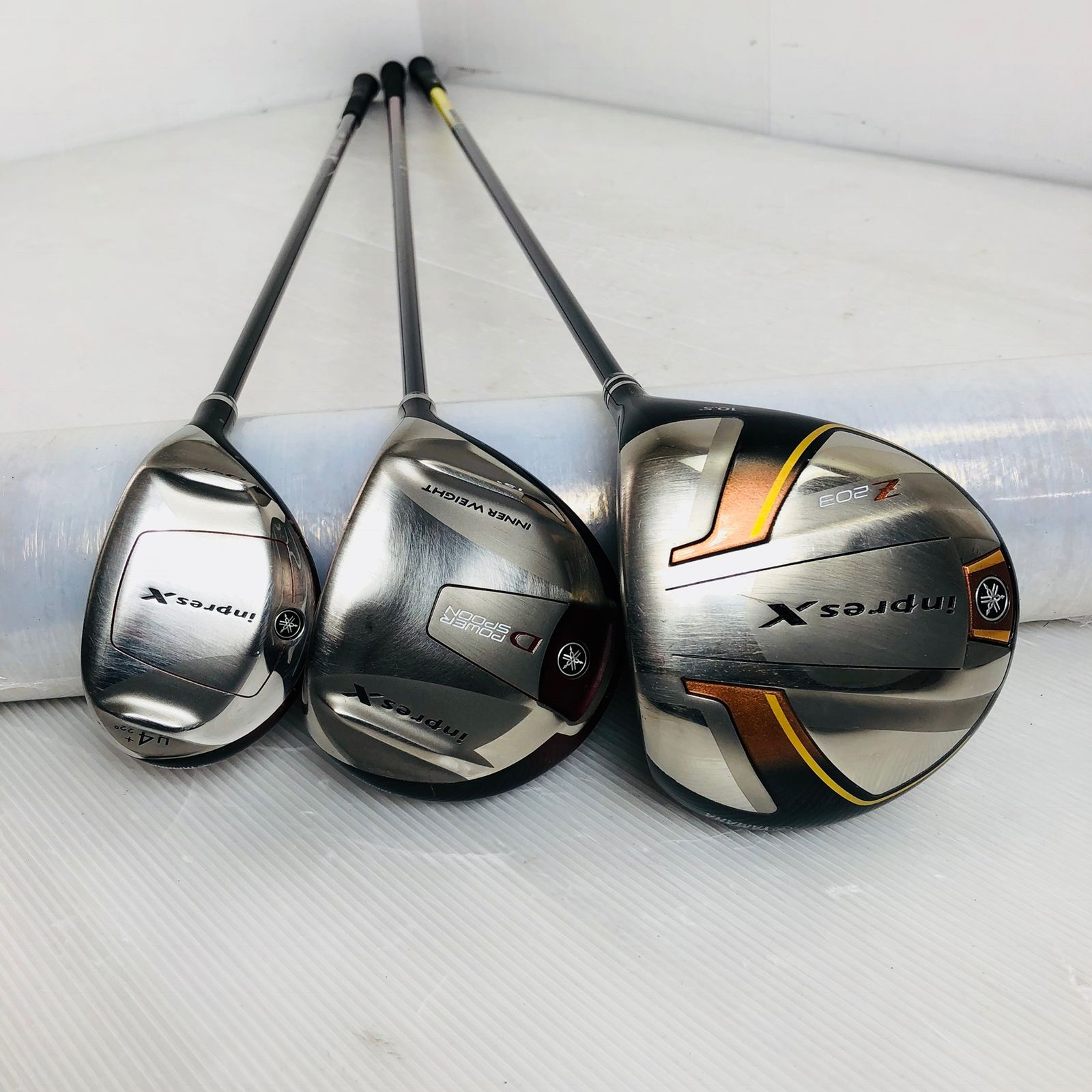 メンズ右利き初心者用 ヤマハ インプレス ゴルフクラブセット W-2640