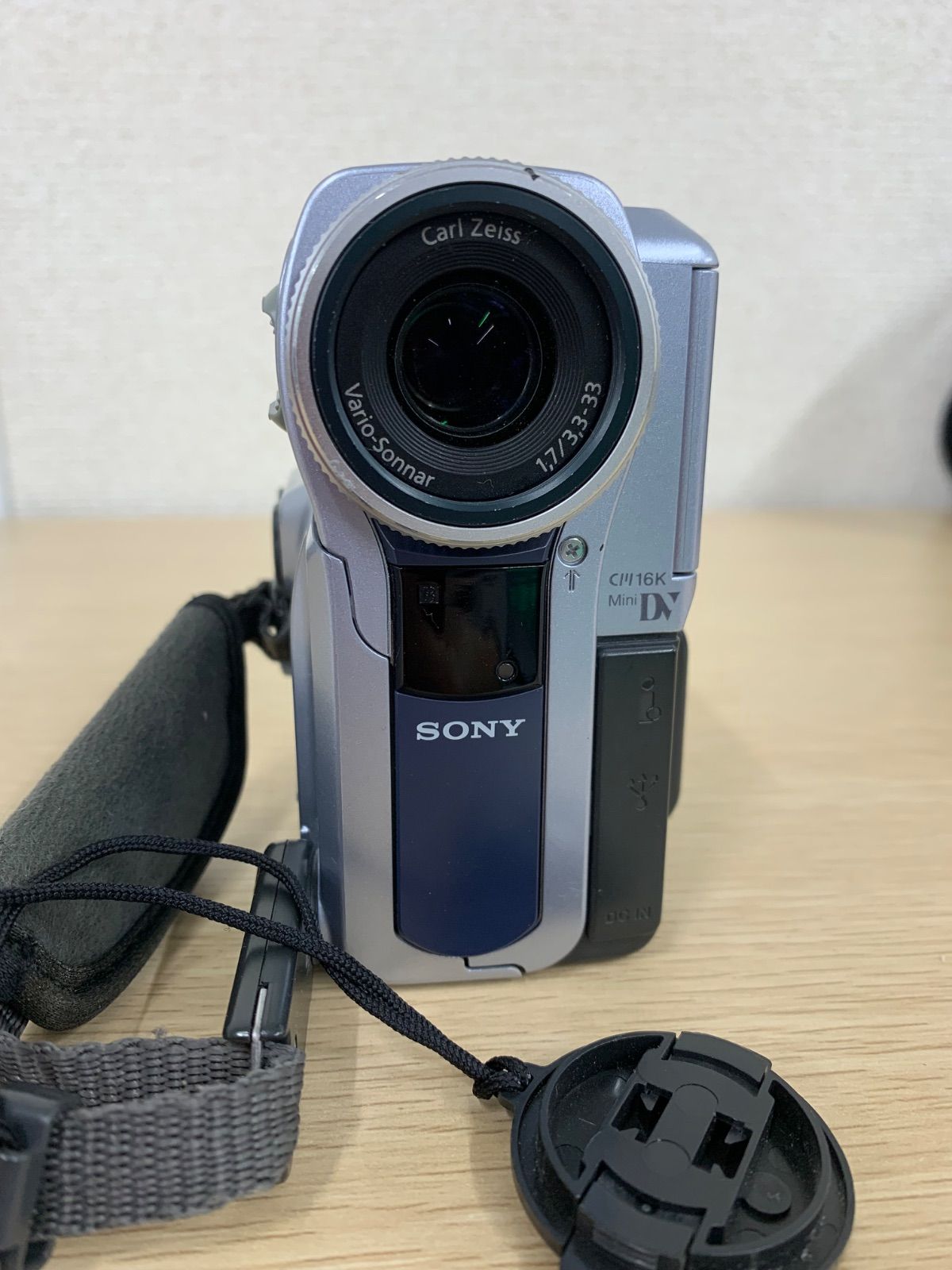 4【通電動作未確認】SONY MiniDVビデオカメラ DCR-PC9【カメラ】【2