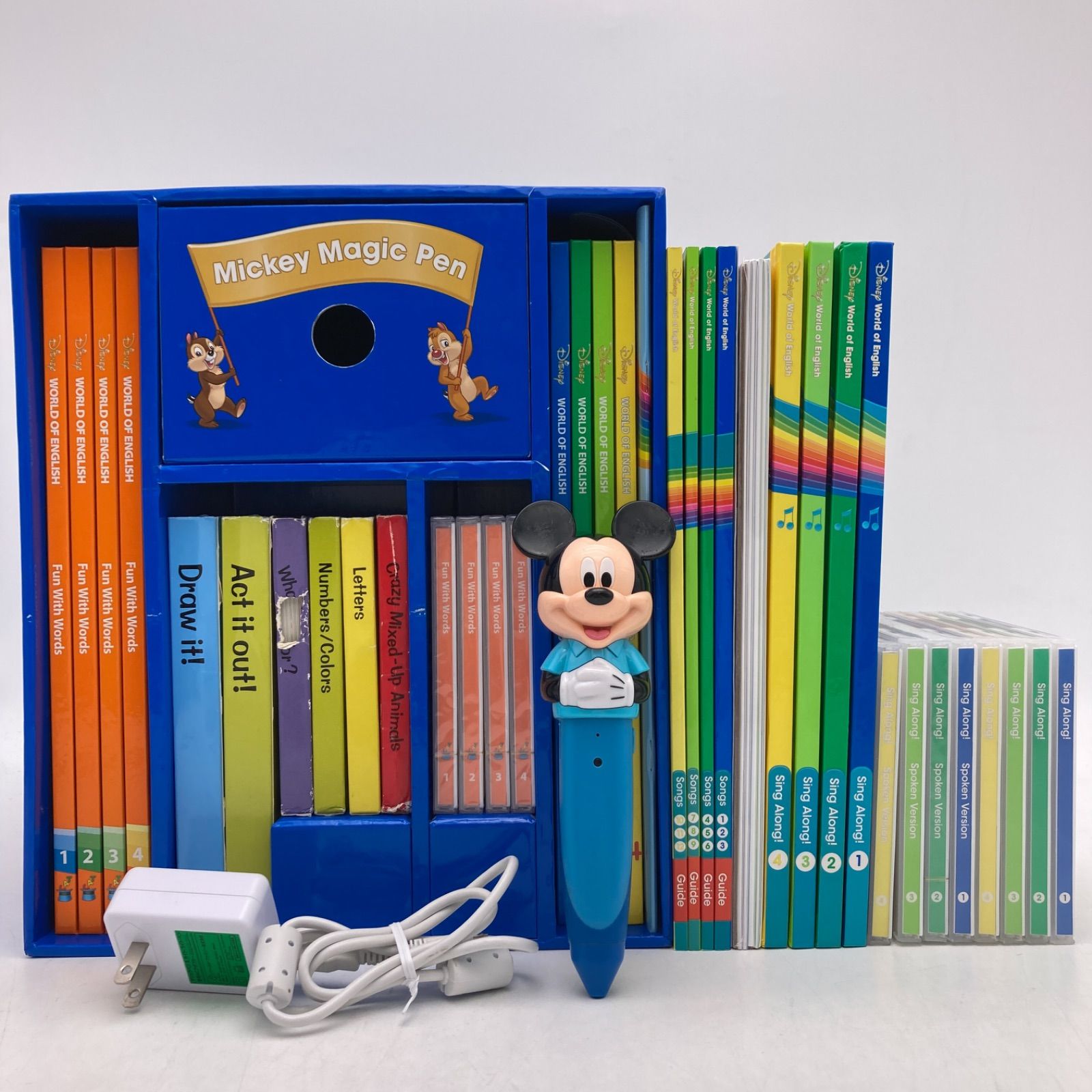 2020年 シングアロング絵本とCD マジックペンセット ディズニー英語