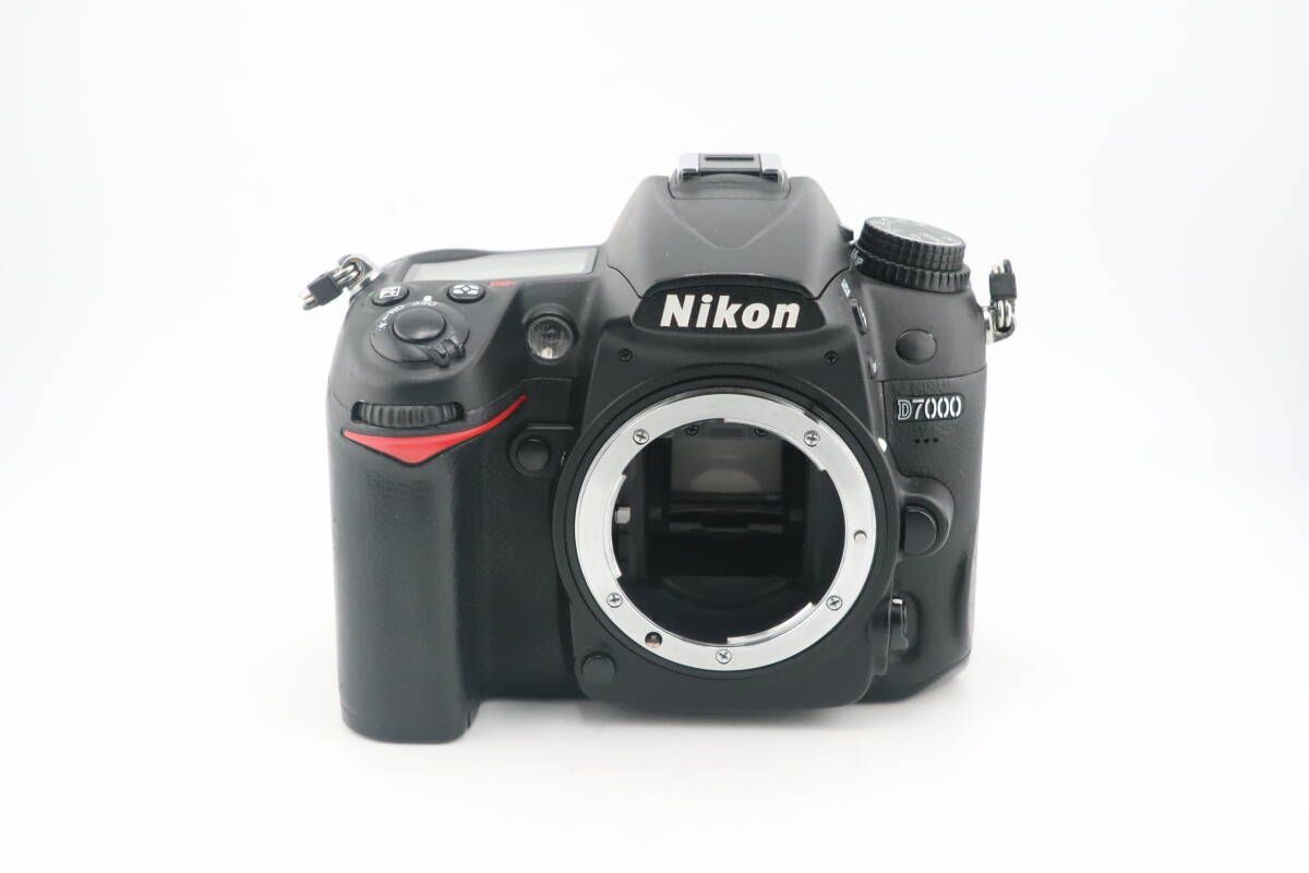 ☆良品☆ニコン NIKON D7000 ボディ ストラップ付☆ W0294＃4353