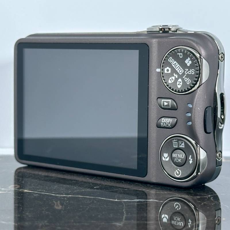 美品】FUJIFILM FinePix T300 ガンメタリック コンパクトデジタル