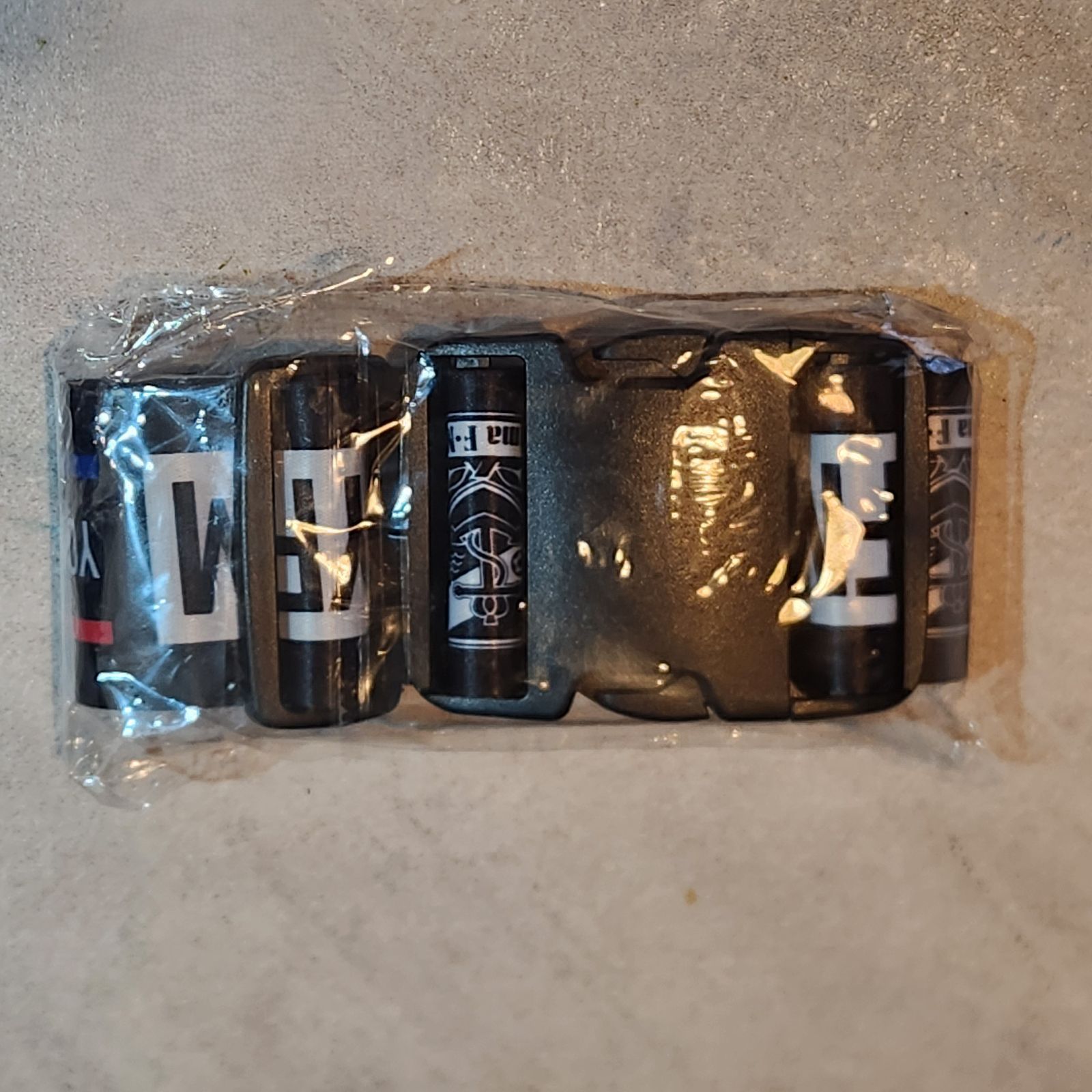 完売品】《未開封》2025 横浜F・マリノス スーツケースベルト 黒 M015