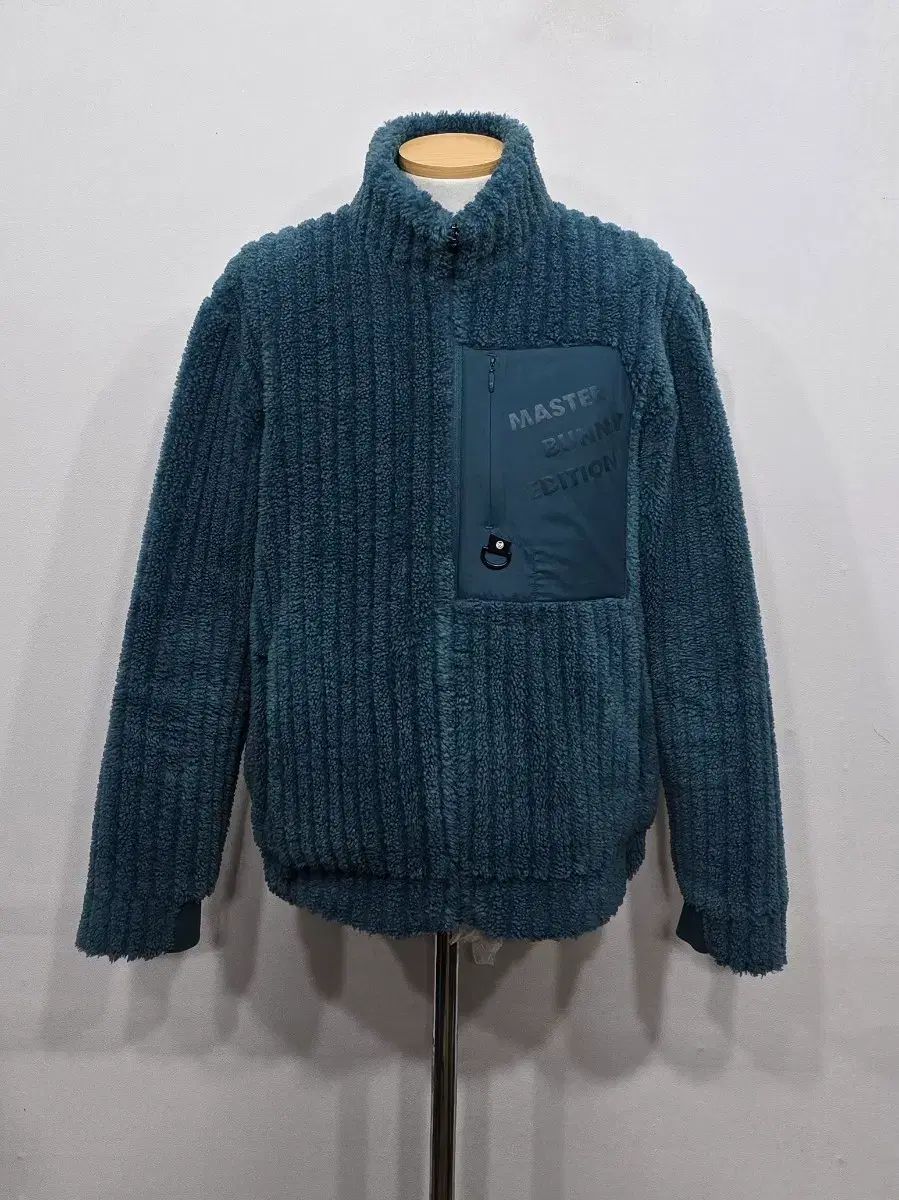 105 メンズ マスターバニーエディション フリース ジップアップ