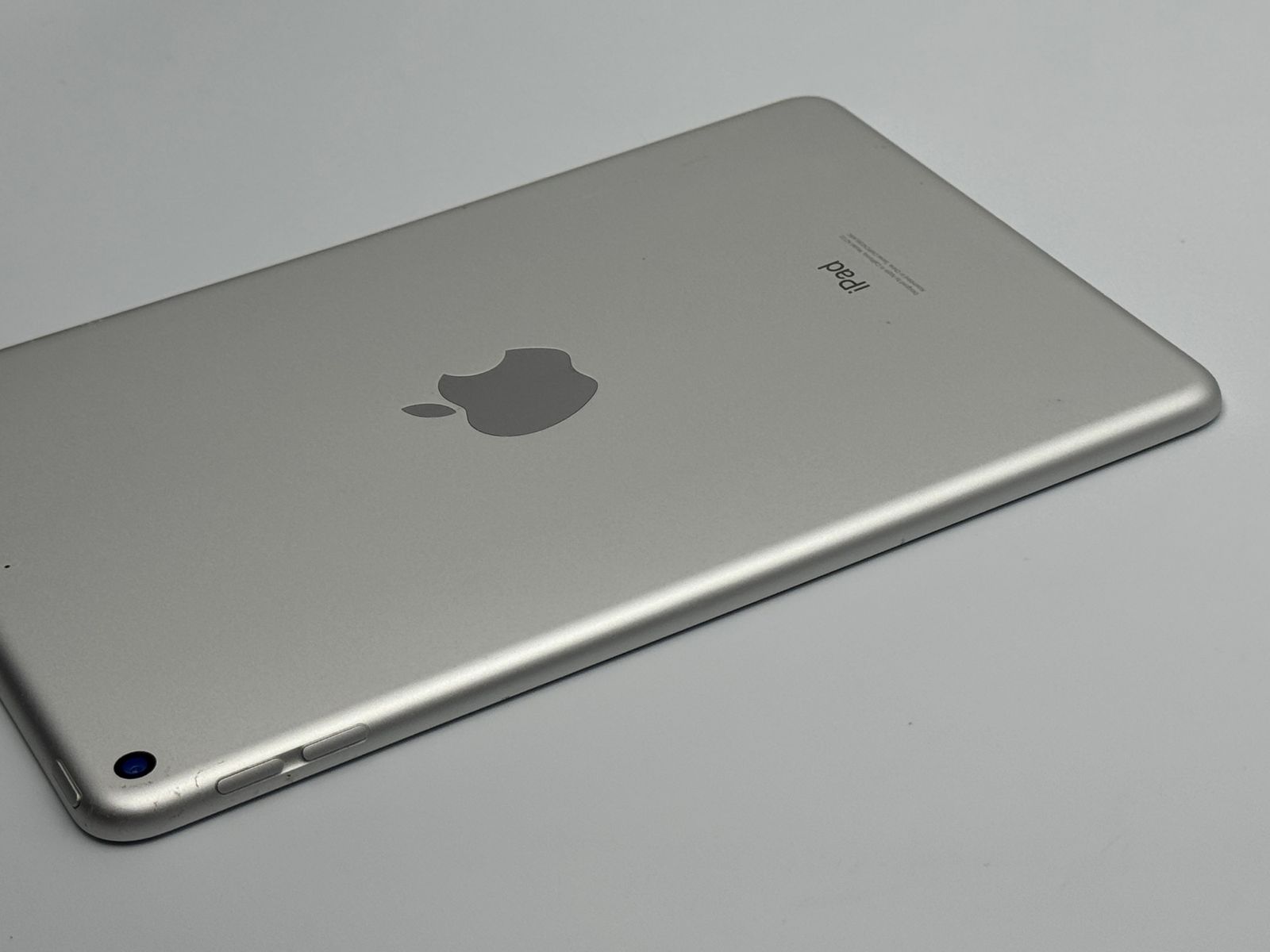 中古B】iPad mini 第5世代 256GB シルバー Wi-Fi バッテリー【84