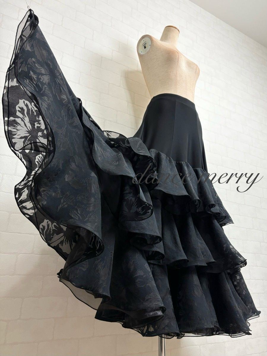 ☆送料無料☆新品 豪華 社交ダンス 黒 スカート パーティ 2303 タンゴ