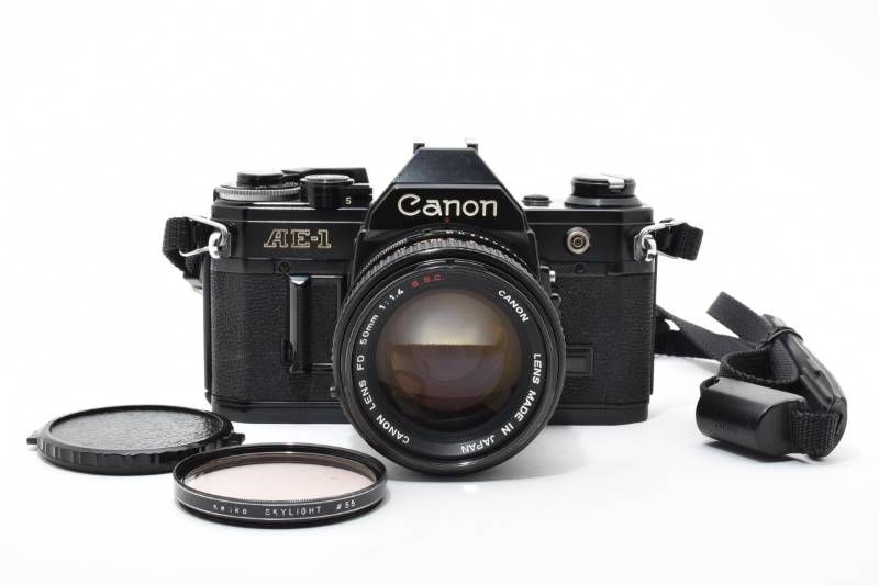 実用品】Canon キャノン AE-1 黒 ブラック / FD 50mm 1.4 S.S.C レンズ