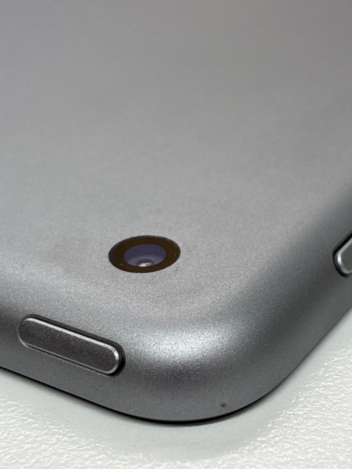 iPad 第6世代 32GB Wi-Fiモデル A1893 スペースグレイ 9.7インチ 画面