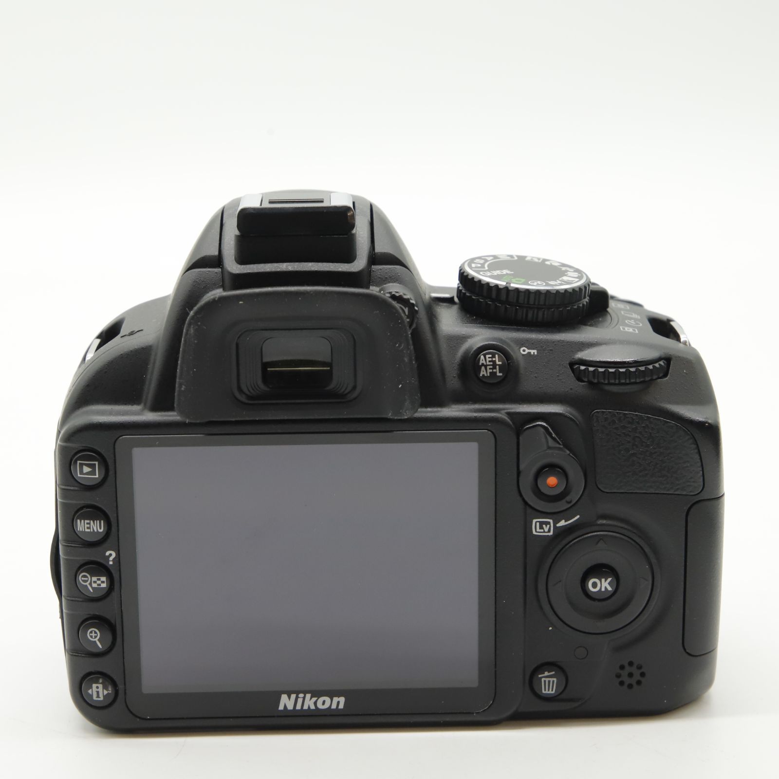 シャッター回数7410回】液晶左側に黄ばみあり□美品□ Nikon Nikon