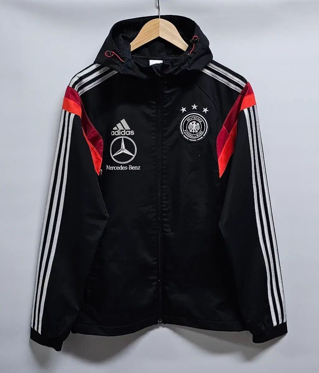 adidas ドイツ代表 メルセデス ベンツ ウィンドブレーカー 95 - メルカリ