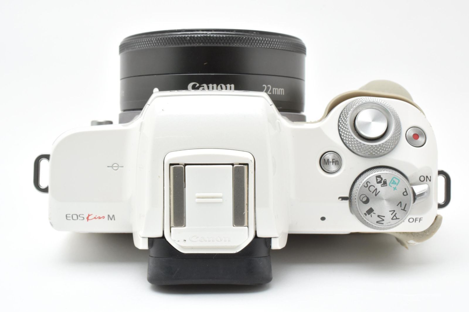 ☆ジャンク☆ キヤノン Canon EOS Kiss M EF-M 22 IS STMホワイト
