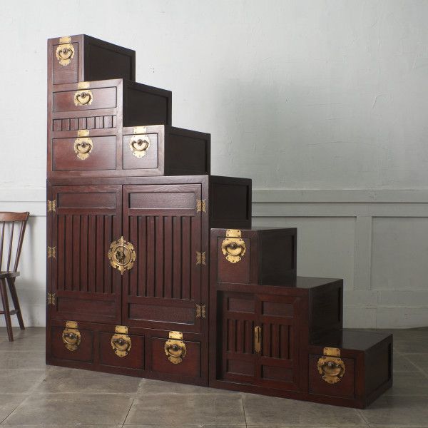 送料別】李朝家具 様式 欅 両面型 階段箪笥 ケヤキ 階段 チェスト 抽斗