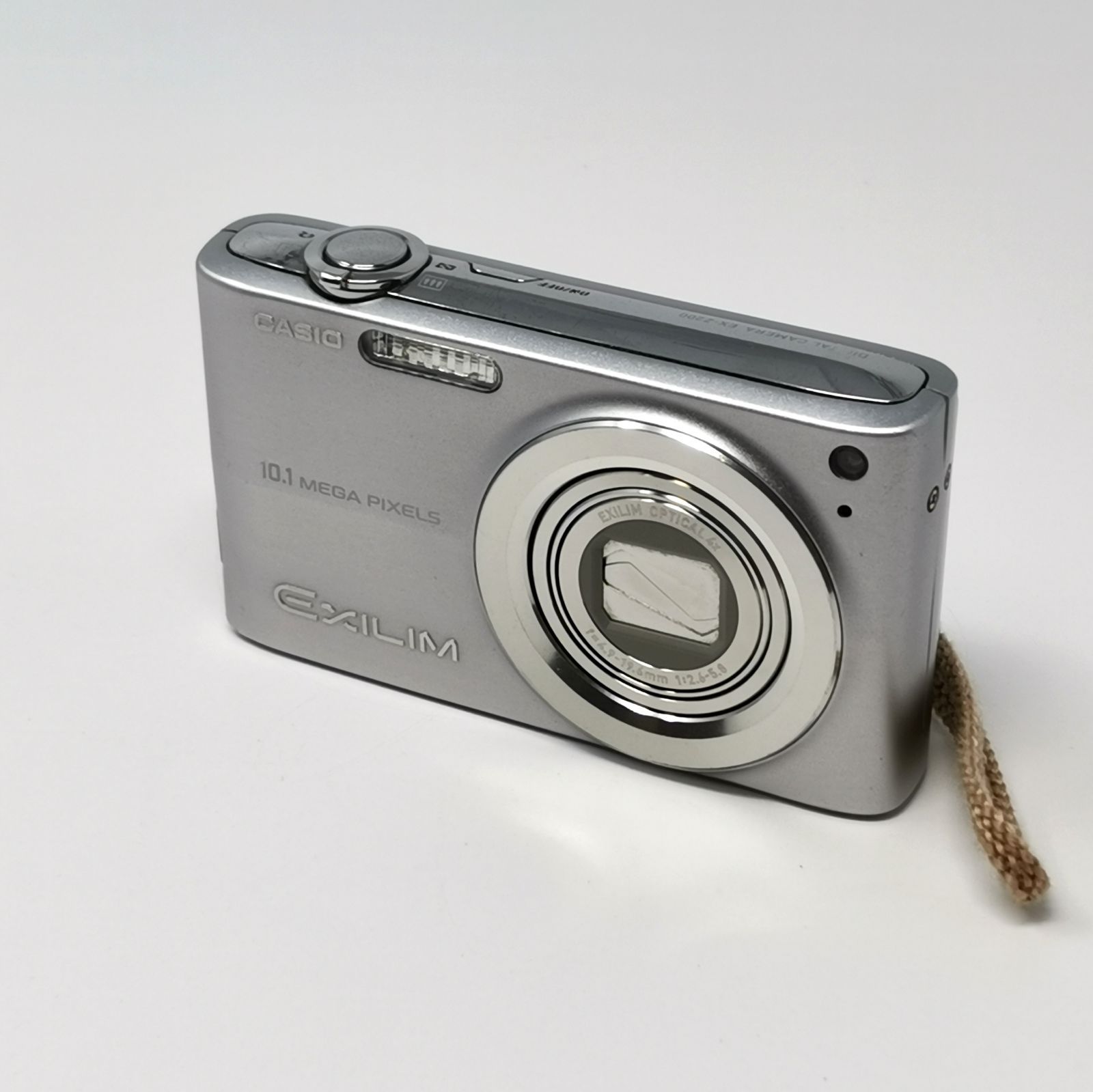 カシオ EXILIM デジカメ EX-Z200 シルバー 動作確認済み 訳あり品