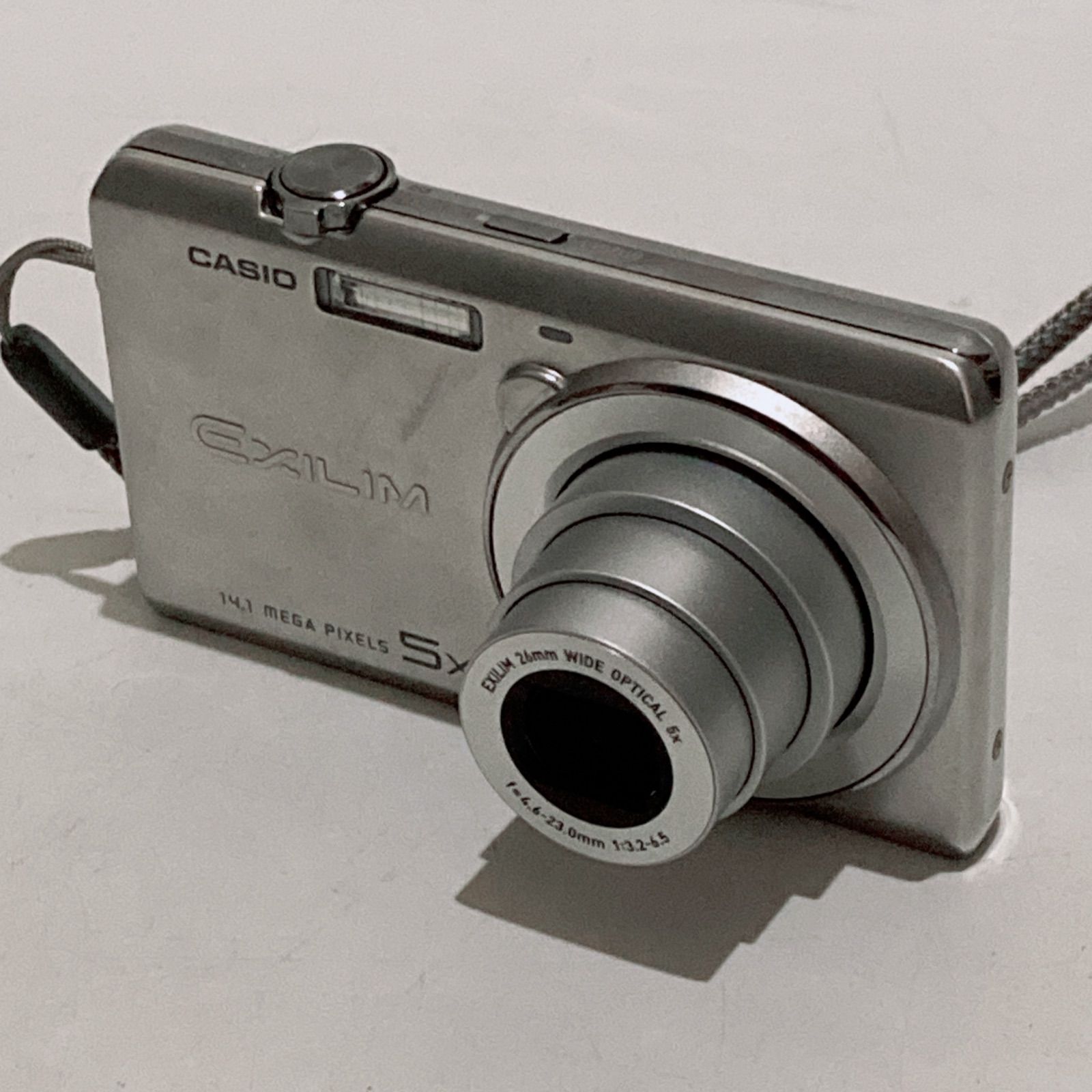CASIO EXILIM EX-ZS10 シルバー カシオ コンデジ デジカメ コンパクト