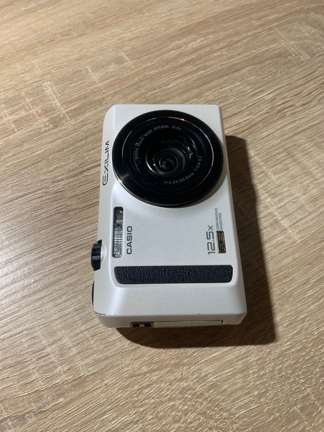 8674 Casio EXILIM EX-ZR100 ホワイト デジカメ ジャンク品 - メルカリ