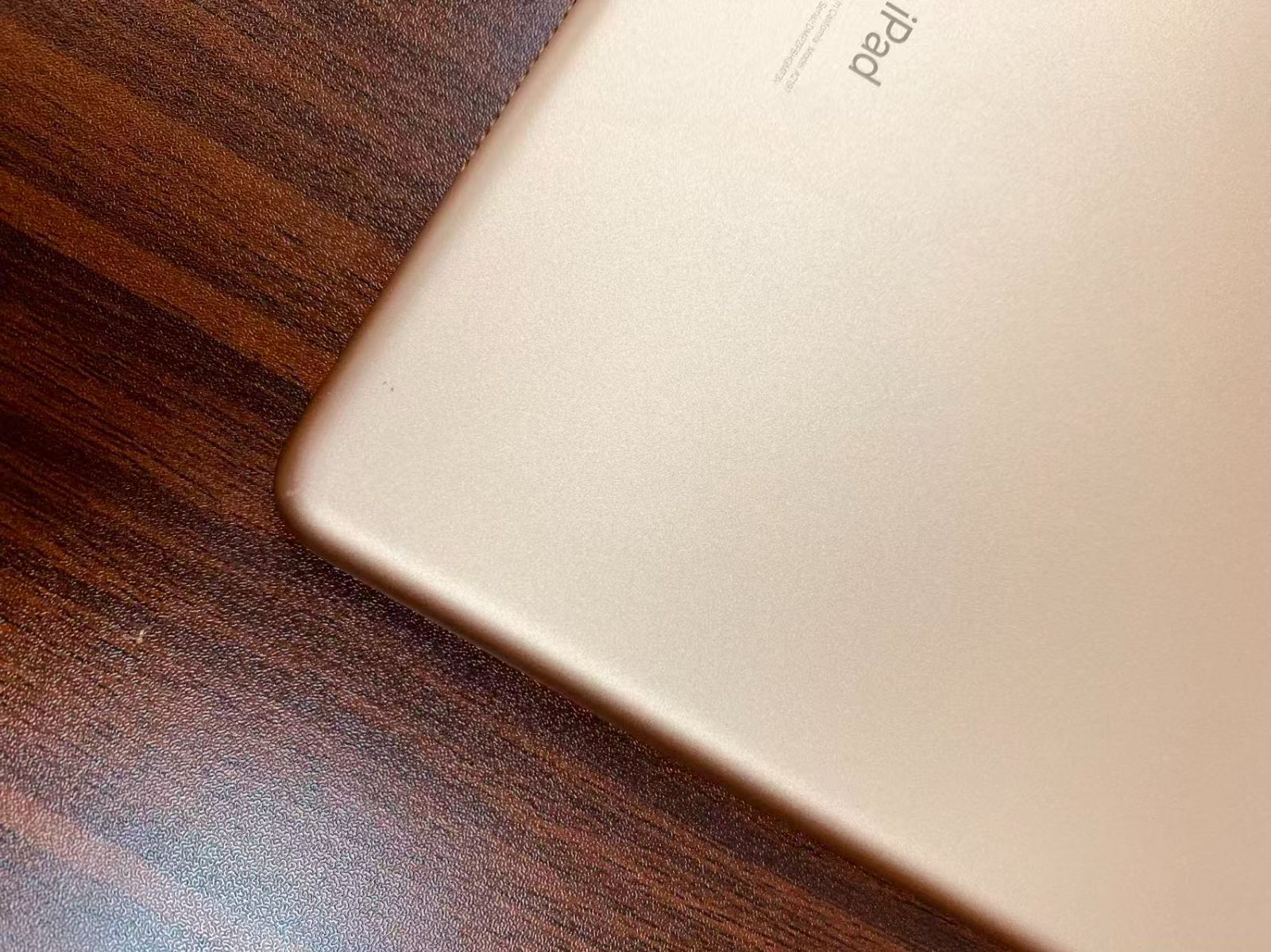 Apple iPad 第7世代 Wi-Fi 128GB Gold 電源入らない - メルカリ