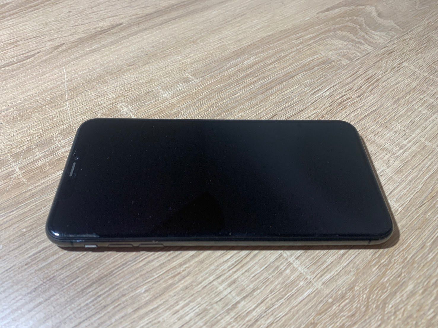 8723 iPhone XS MAX 256GB スペースグレー ジャンク品 - メルカリ