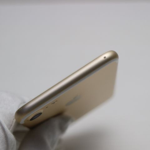 美品 SIMフリー iPhone7 32GB ゴールド 即日発送 スマホ apple 本体 白