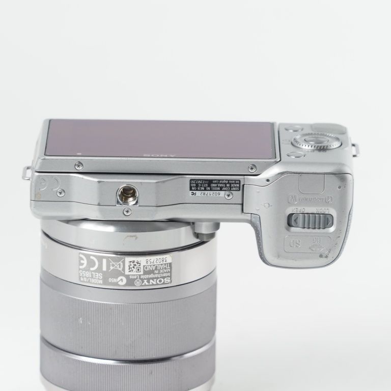 SONY α NEX-5N ダブルレンズキット E 16mm F2.8+E 18-55mm F3.5-5.6