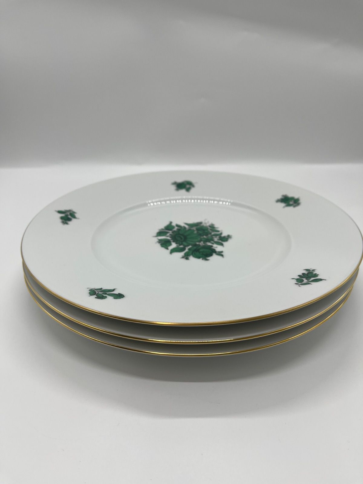 アウガルテン（AUGARTEN）マリアテレジア金彩洋食器 19cm 3枚セット