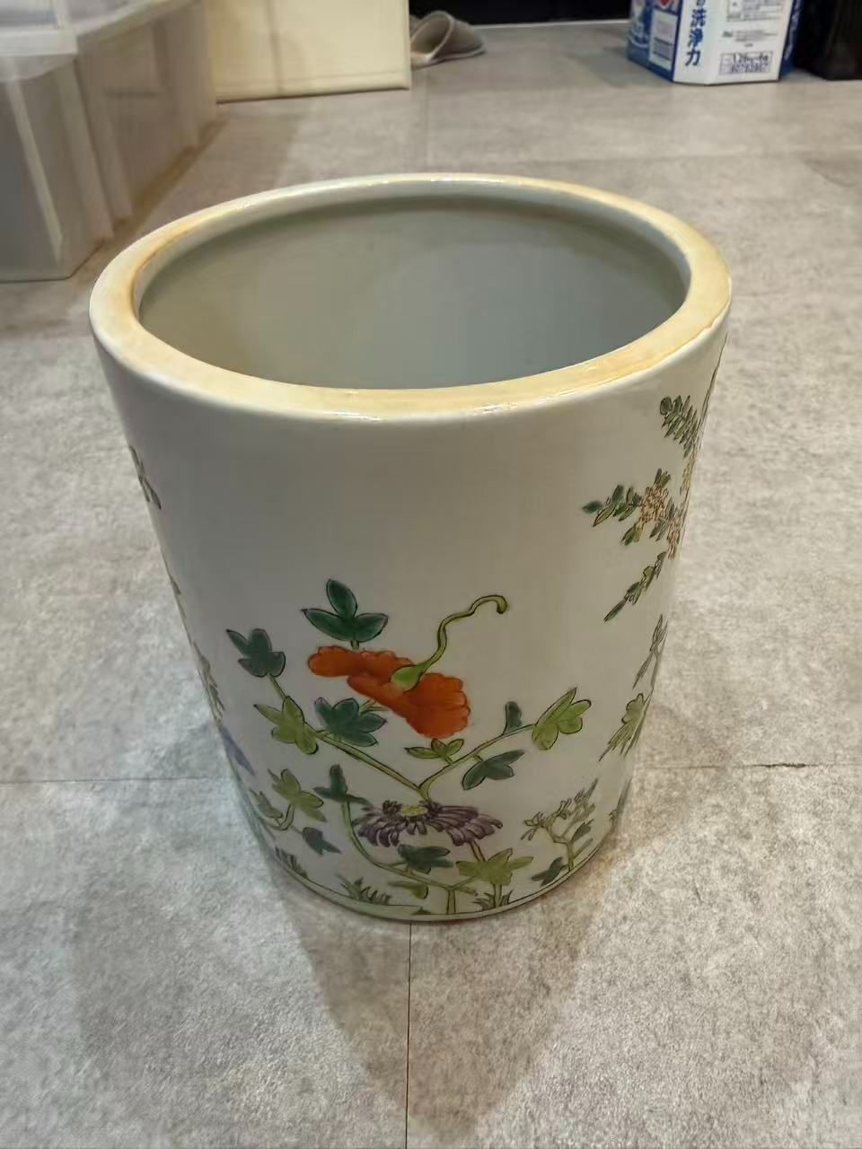 中国古玩 同治年製 粉彩 四季花卉紋 筆筒 植木鉢 飾壺 骨董品 古美術