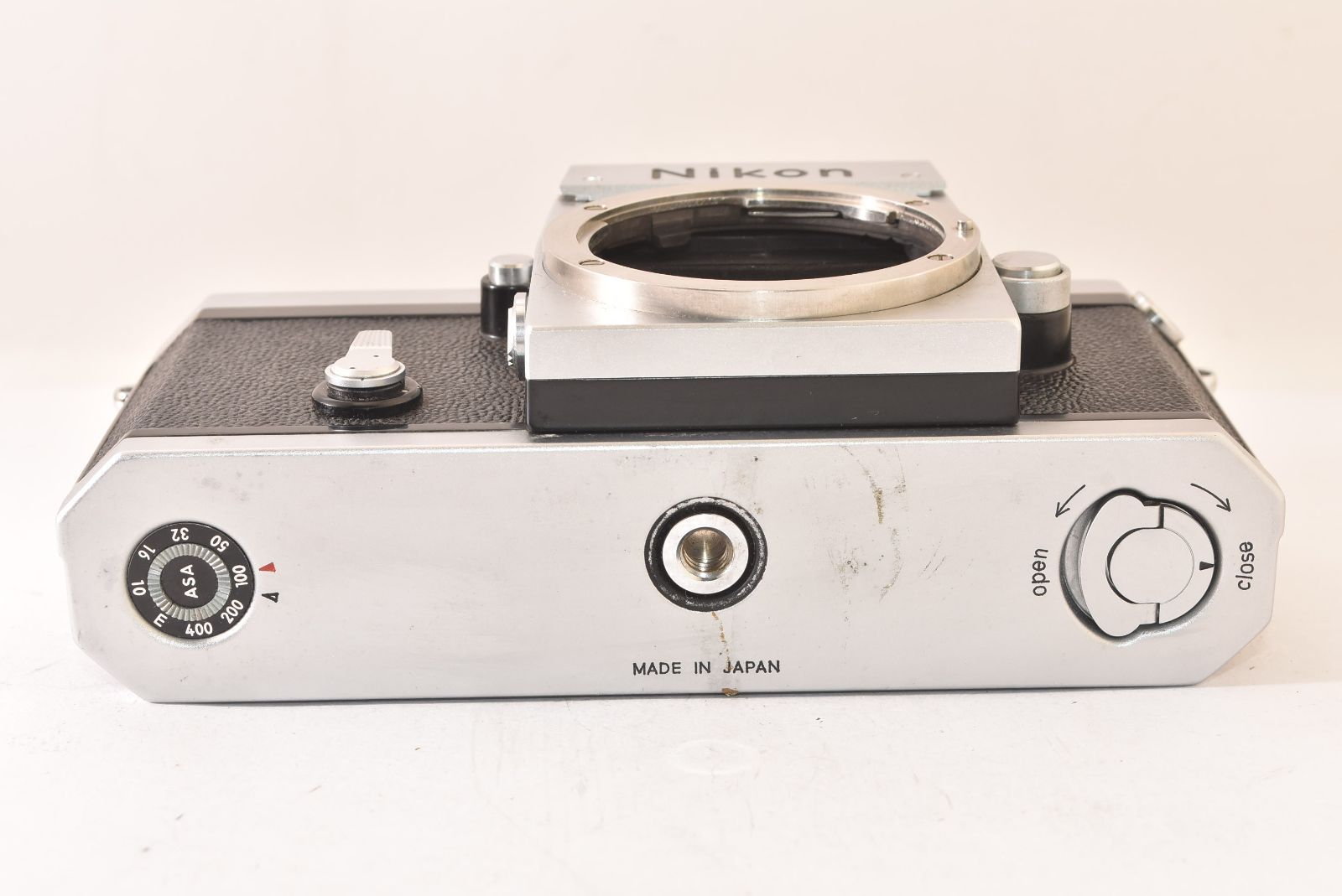 ☆ジャンク品☆ Nikon ニコン F ボディ シルバー ファインダーなし