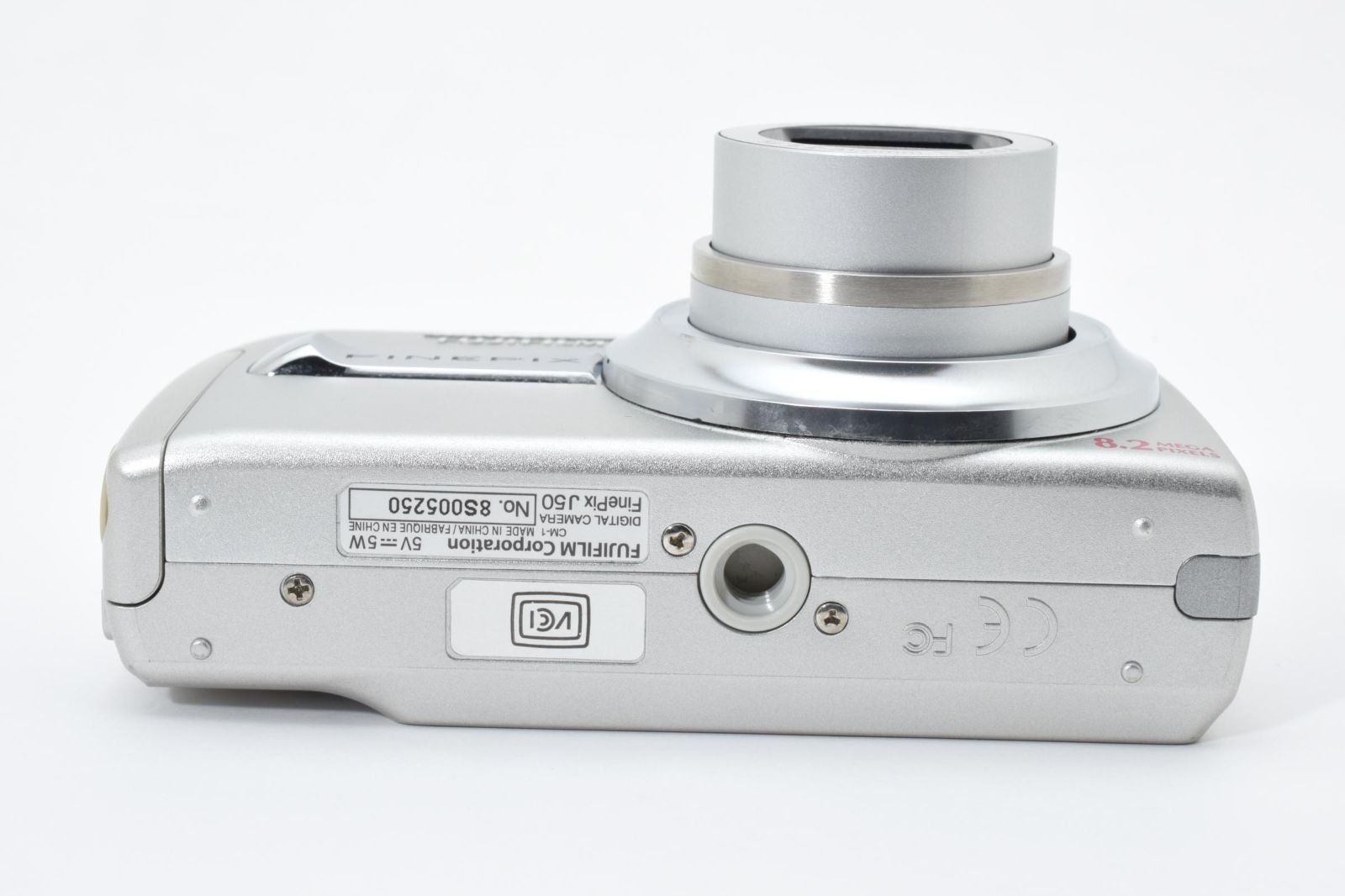 美品・完動品】FUJIFILM FinePix J50 シルバー 動作確認済 820万画素