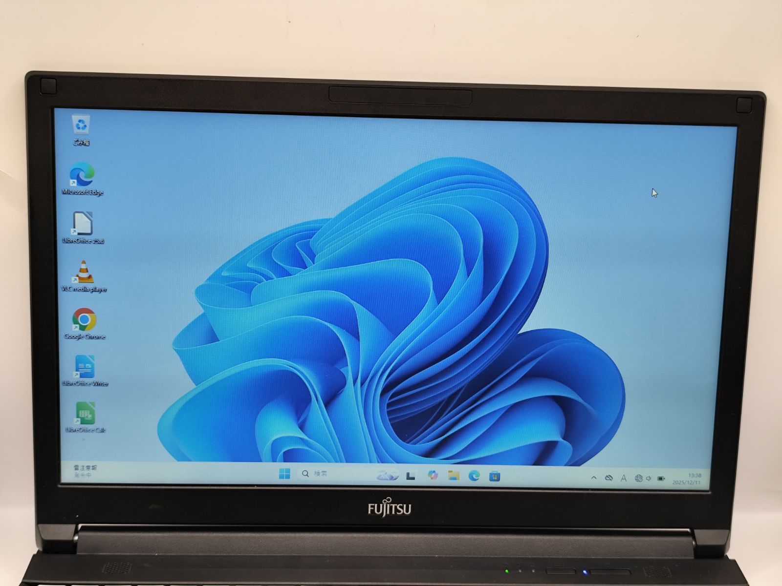 FUJITSU LIFEBOOK A749/A i3 SSD120GB Win11 中古 - メルカリ