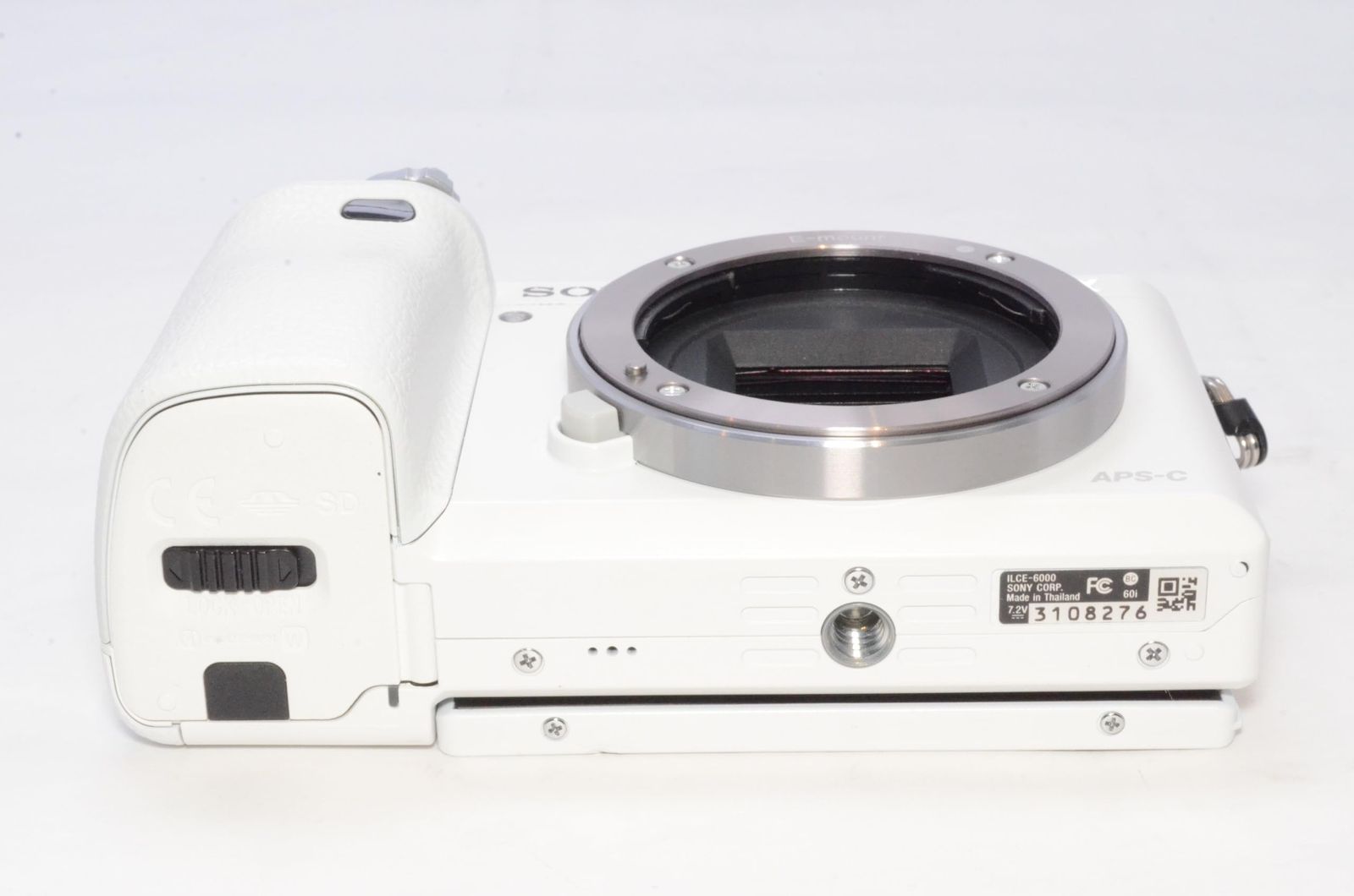 SONY(ソニー) ミラーレス一眼 α6000 ボディ ホワイト - メルカリ