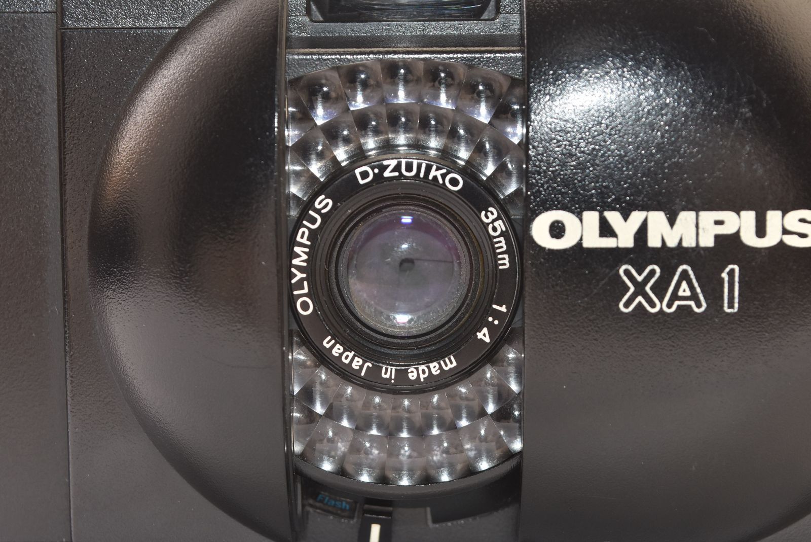 ☆美品☆ OLYMPUS オリンパス XA1 + A9M フラッシュ コンパクト