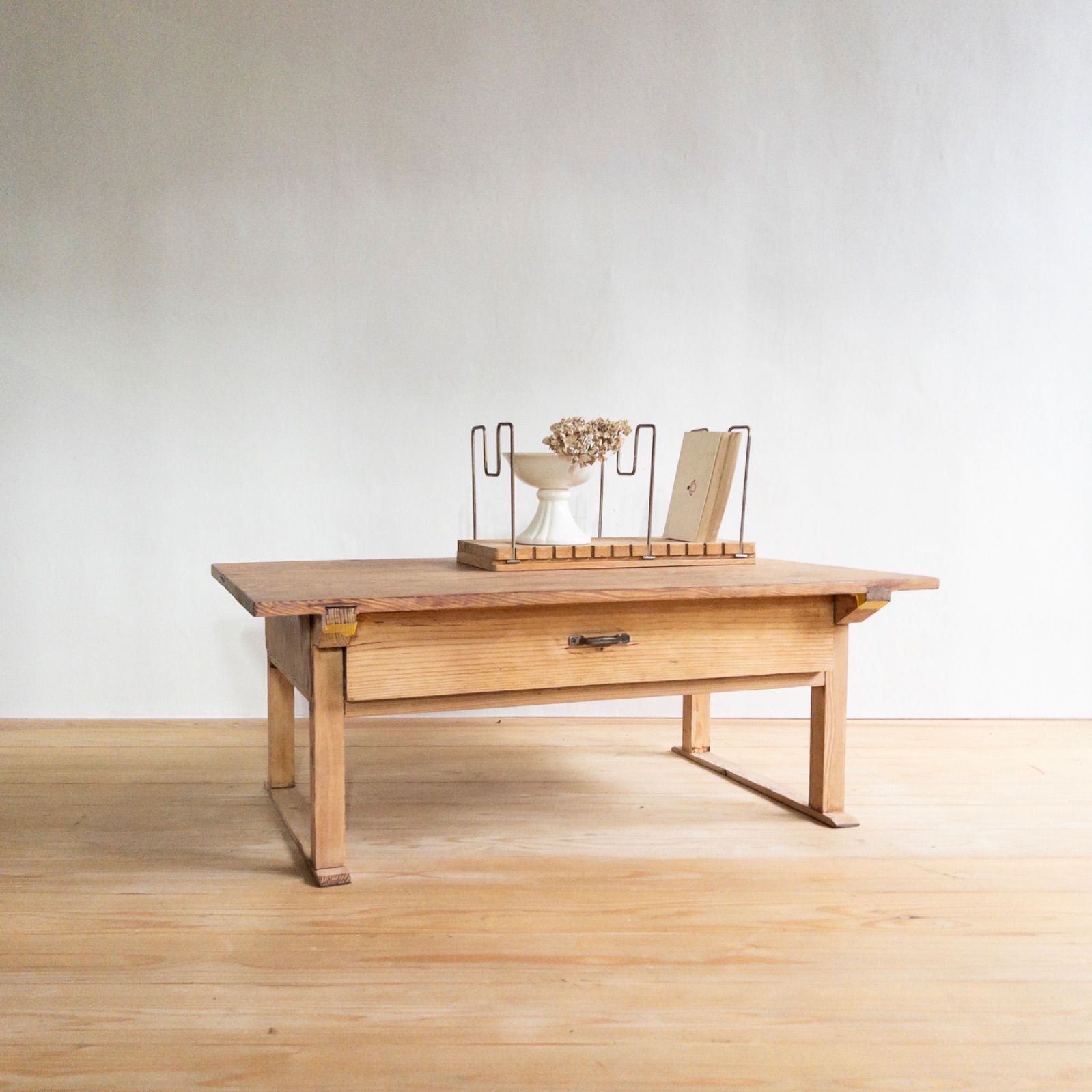 センターテーブル 文机 剥離家具 白 古道具 古家具 アンティーク