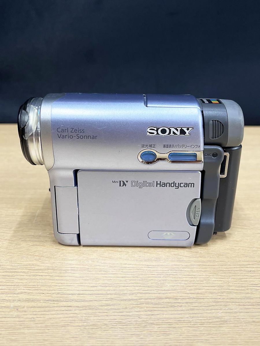 ジャンク】 SONY ソニー デジタルビデオカメラ ハンディカム DCR-TRV22