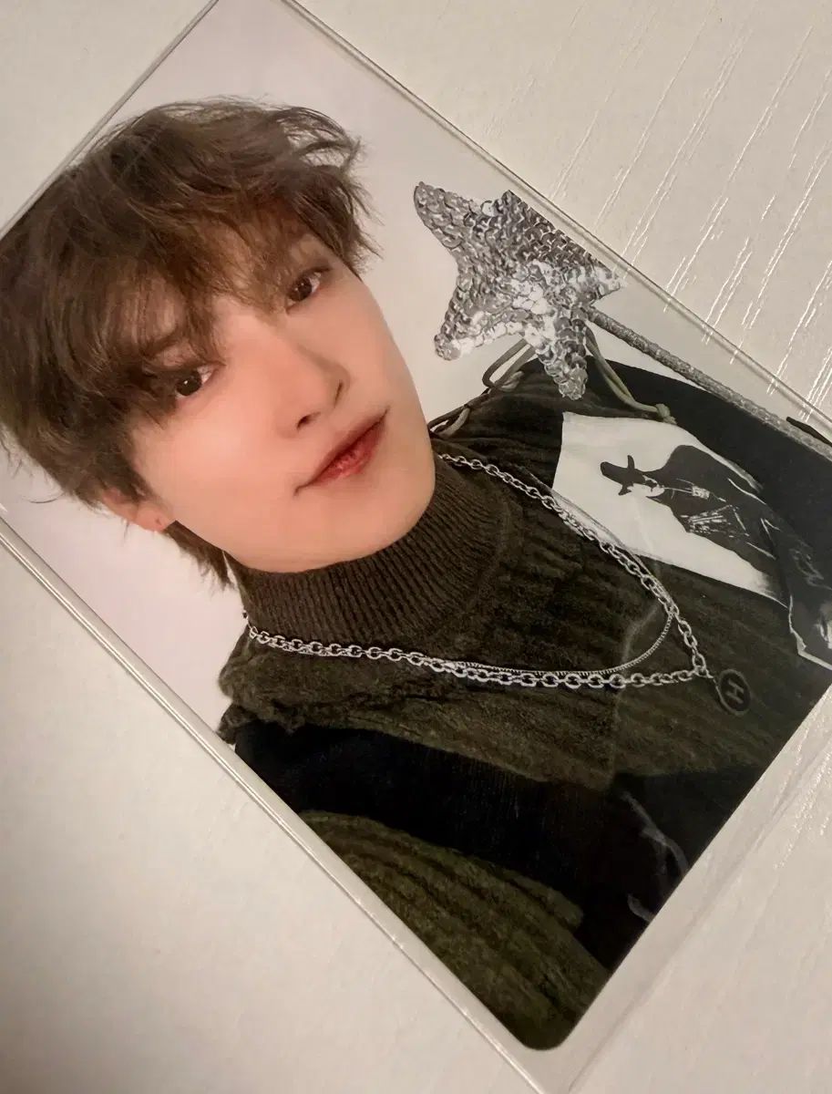 ATEEZ（エイティーズ・アチズ） MY Tシャツ トレカ LINE FRIENDS