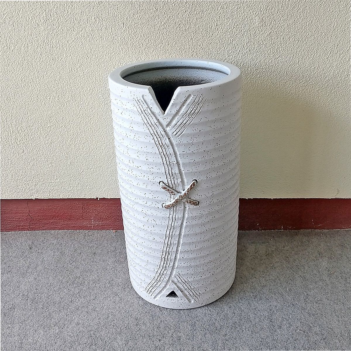 陶器 傘立て 結び傘立 信楽焼 ホワイト 白 TK-720 ヤマタツ陶業 - メルカリ