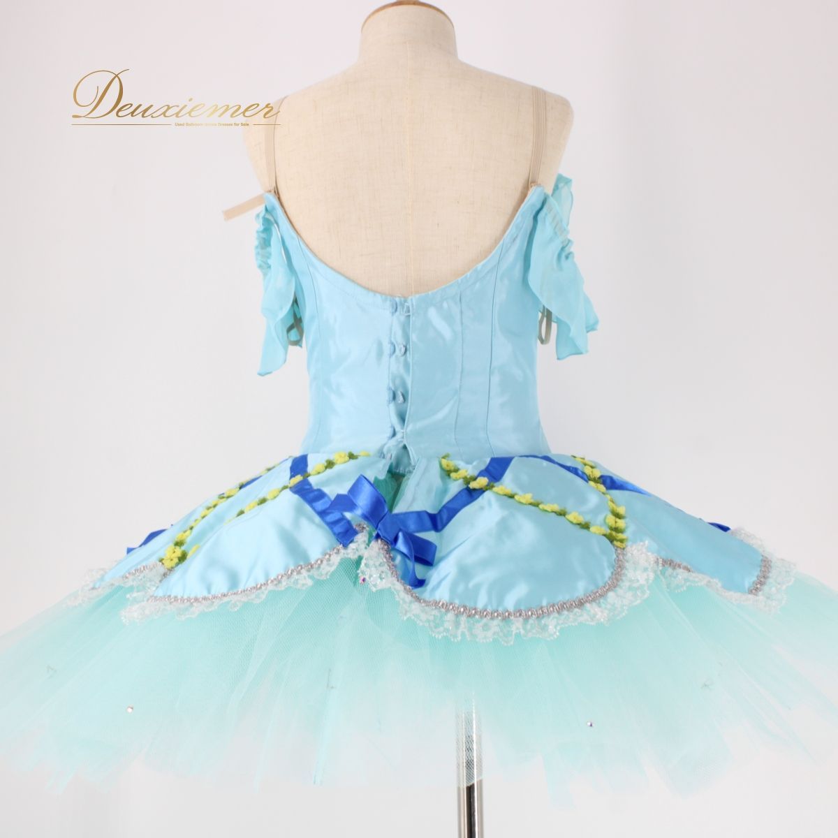 美品 日本製 バレエ衣装】ブルー Chacott チャコット チュチュ 青 水色