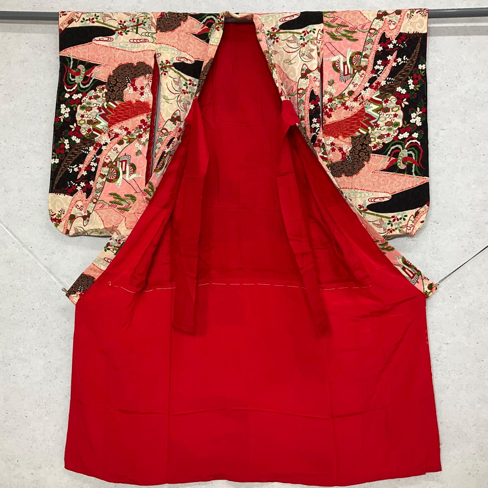 ◇kimono+one◇7歳くらい用◇貴重◇アンティーク子供着物◇綸子正絹