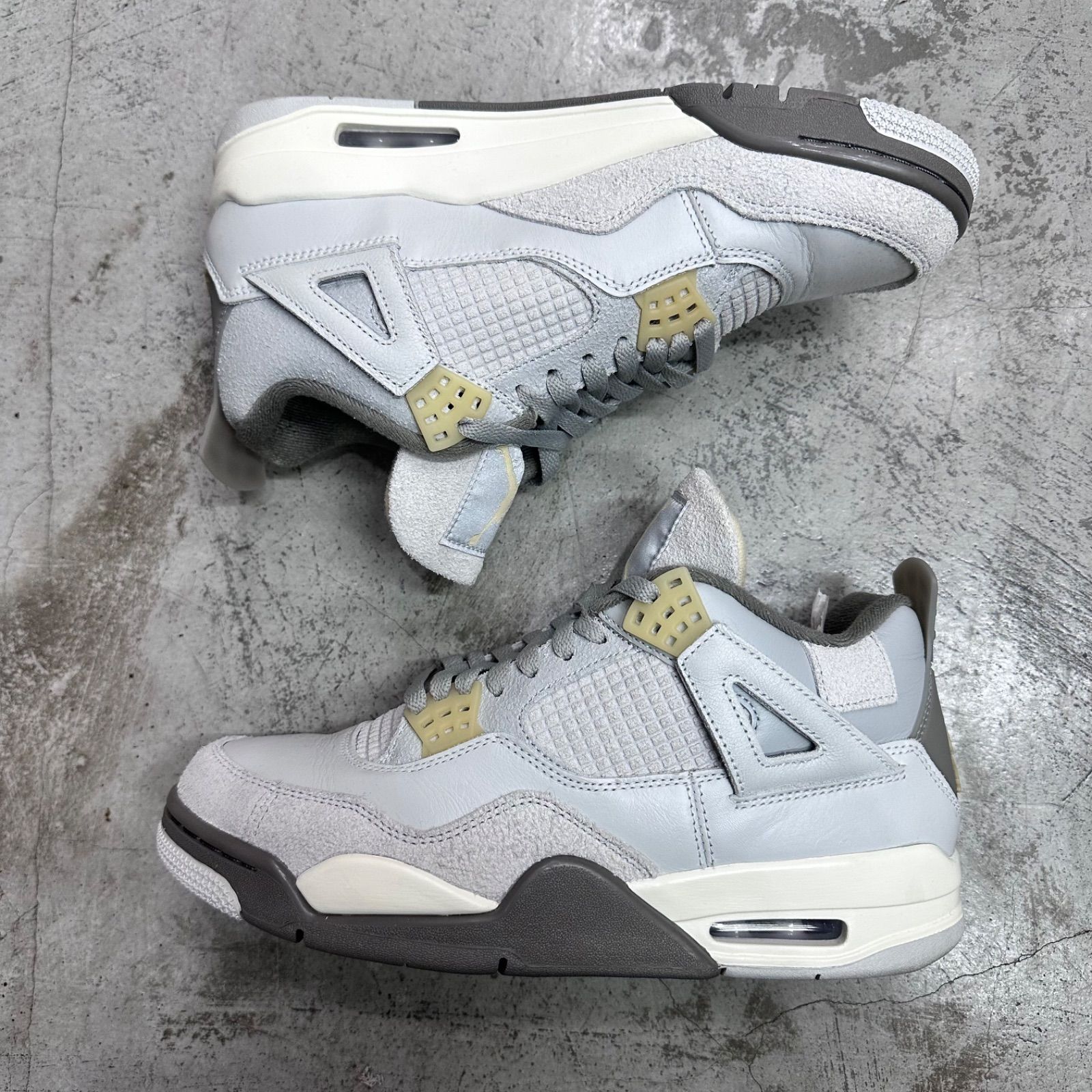 NIKE Air Jordan 4 Retro SE 