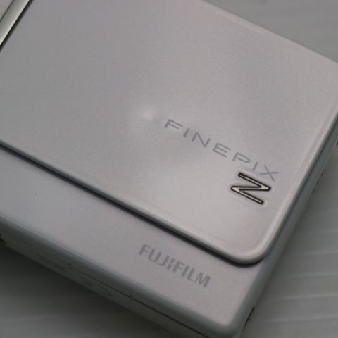 美品 FinePix Z300 ホワイト 即日発送 FUJIFILM デジカメ デジタル