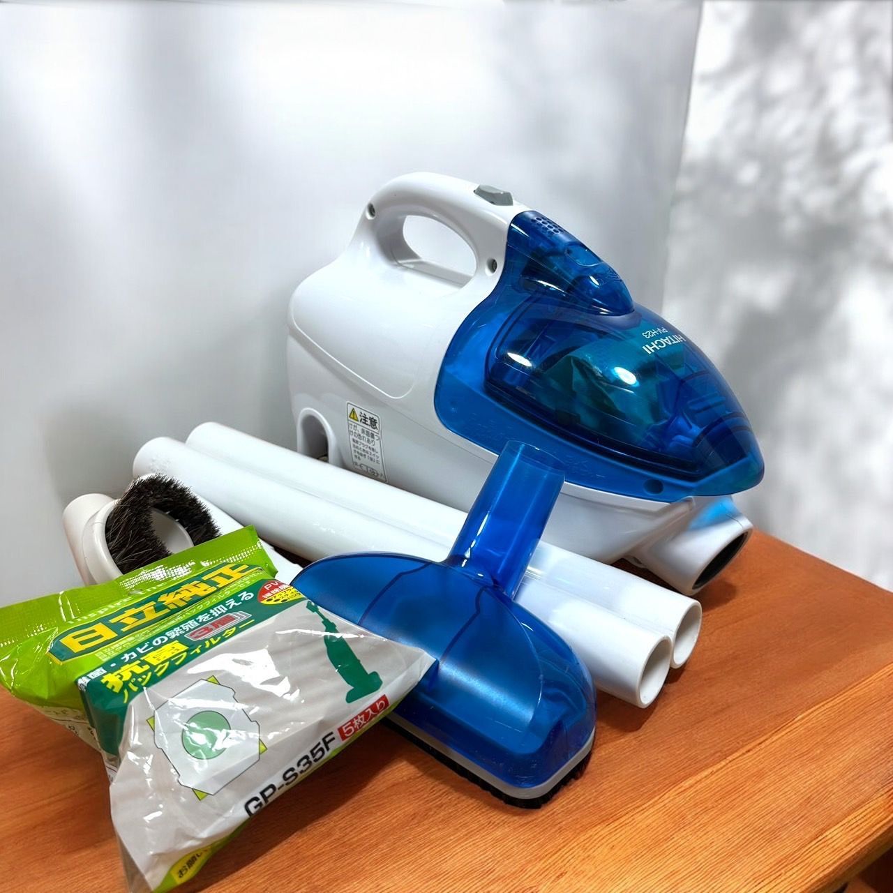 ☆送料無料 美品 HITACHI 日立 コンパクトハンディ掃除機 こまめちゃん