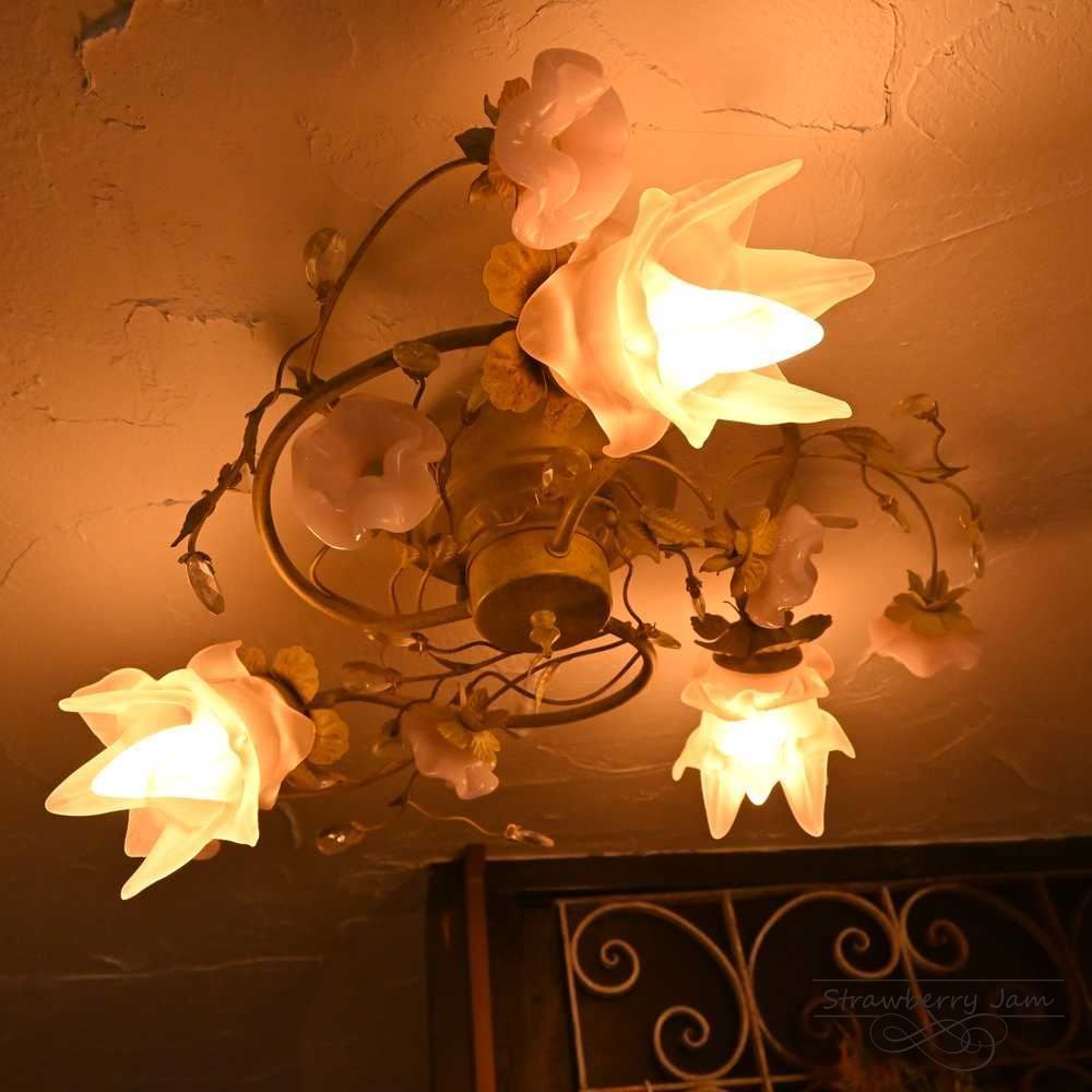 ILA-88 フランスアンティーク フラワーシェード シャンデリア 3灯