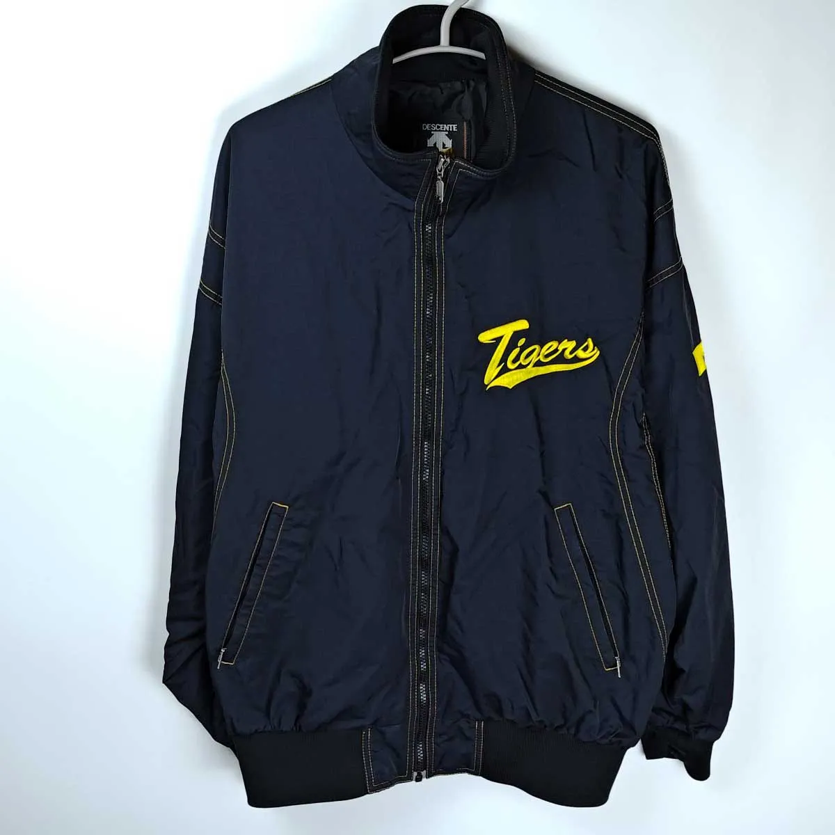 2026年最新】阪神タイガースグランドコートの人気アイテム - メルカリ