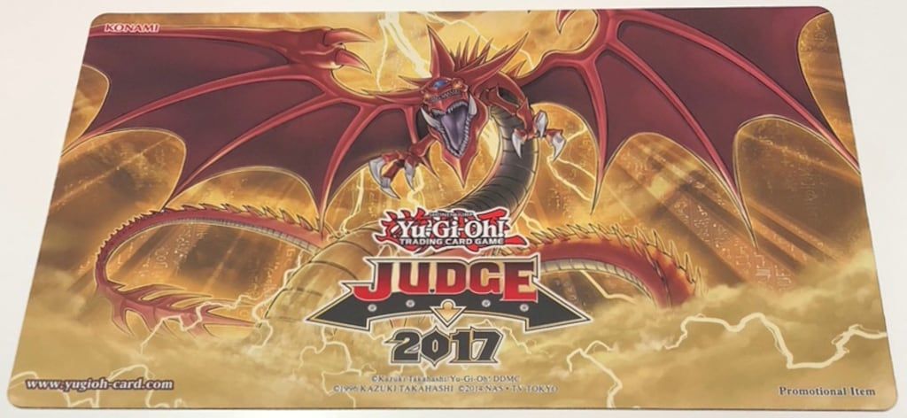 遊戯王 プレイマット【海外】 JUDGE2017 オシリスの天空竜 ※裏ヤケあり