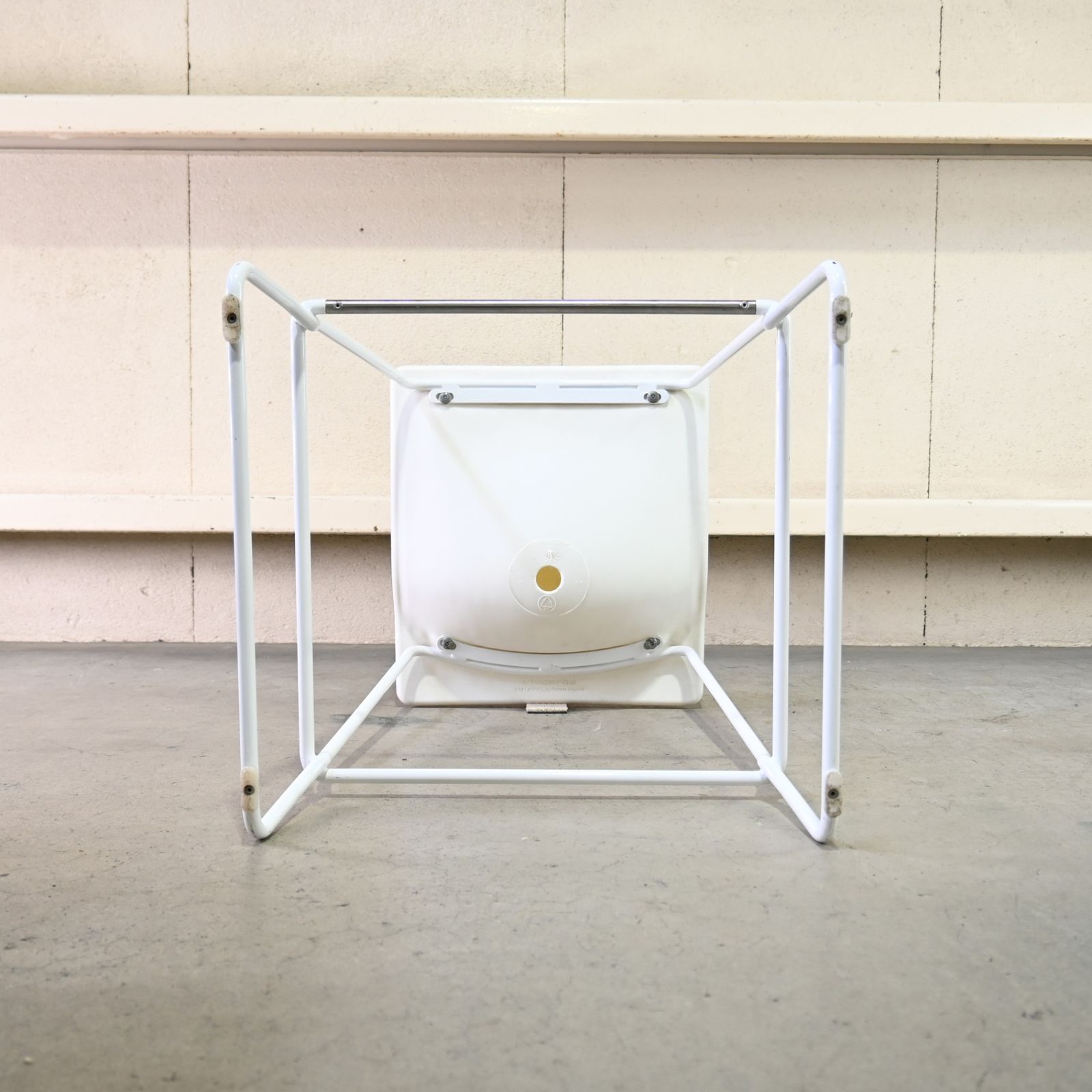 ○ Cassina ixc. ヴィッカルベ カウンターチェア ラストミニッツ