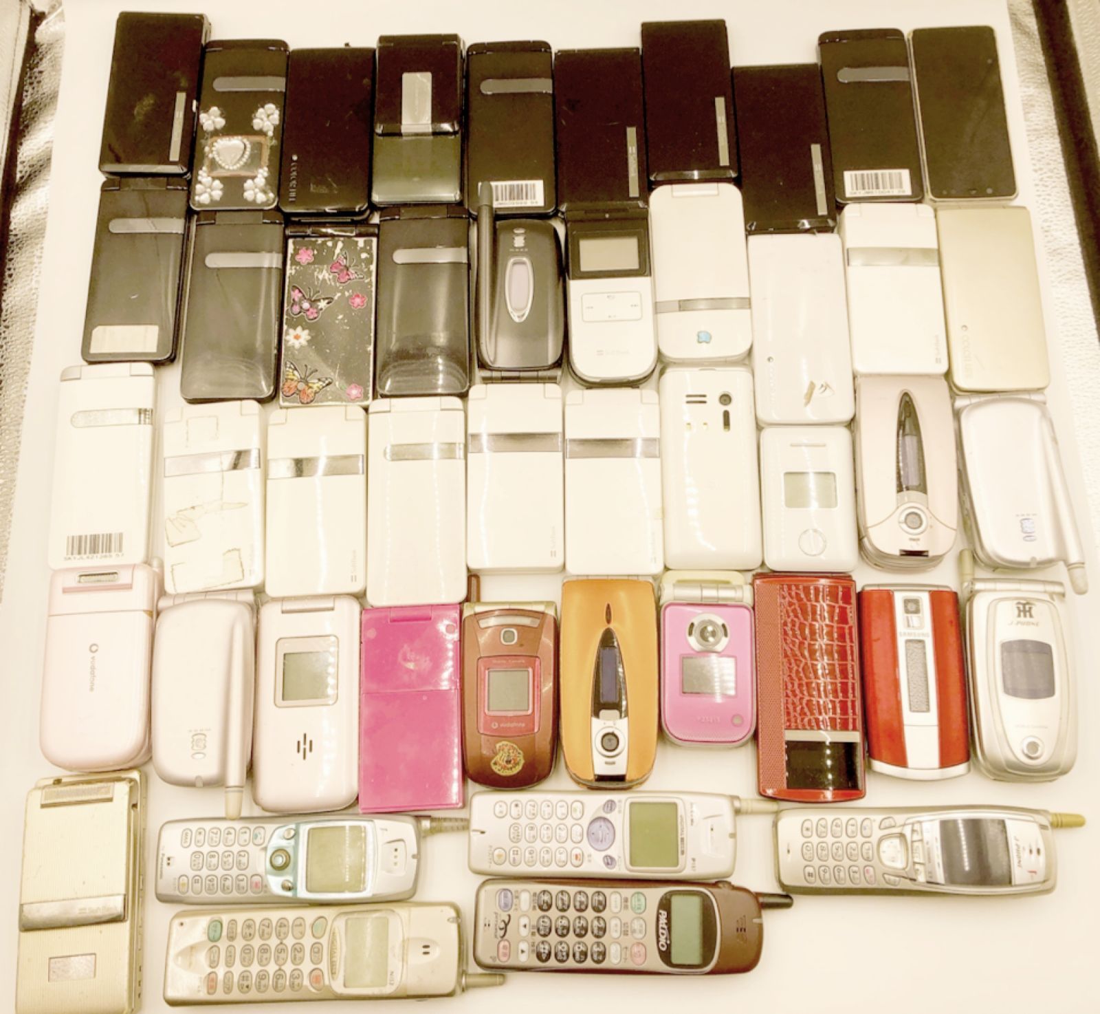 5-38】携帯電話 大量おまとめ 46点 約5.1kg 未選別 ジャンク品 部品