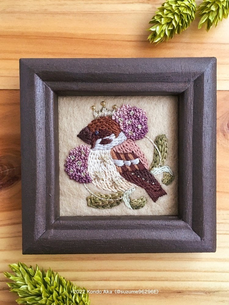 3ステップで刺繍初心者さんも簡単に作れる額装の仕方｜近藤朱