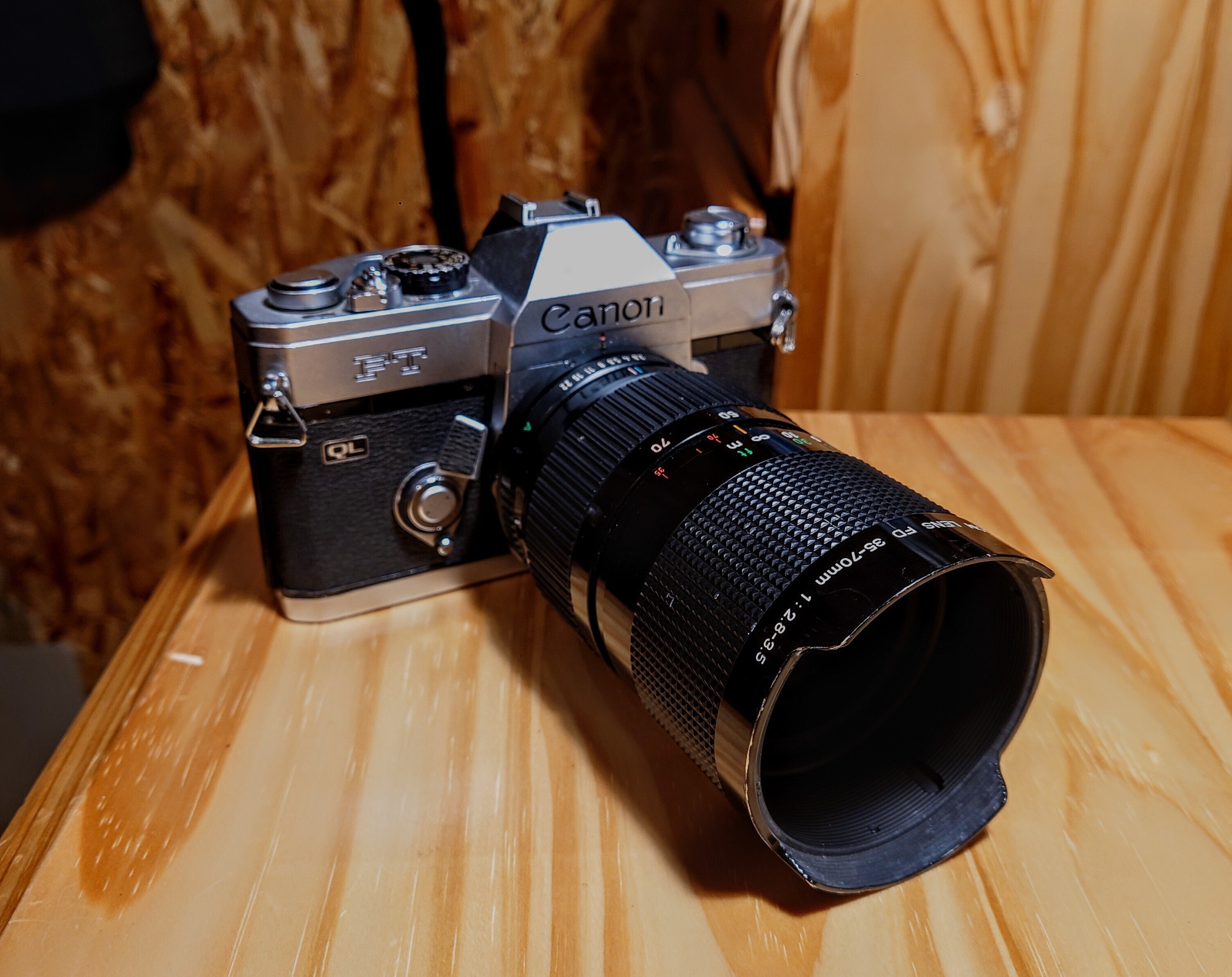 レビュー】CanonFT QL｜家に眠ってたフィルムカメラで撮る季節の花と